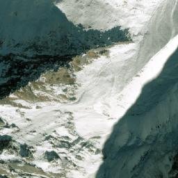 Satellite imagery of Cogar Ri, CN