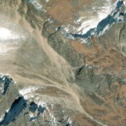 Satellite imagery of Chhubar Ḍā̃ḍā, NP