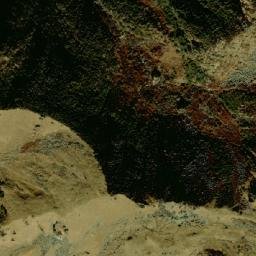 Satellite imagery of Chhummo Ḍā̃ḍā, NP
