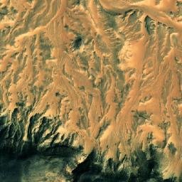 Satellite imagery of Jabal Mutayli‘ Raḑwān, EG
