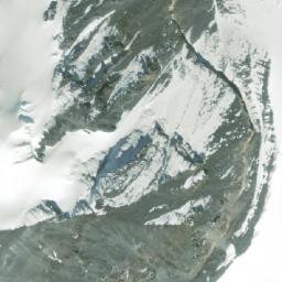 Satellite imagery of Qomosam Zhubma, CN