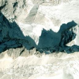 Satellite imagery of Kangqu La, CN