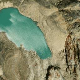 Satellite imagery of Qomo, CN