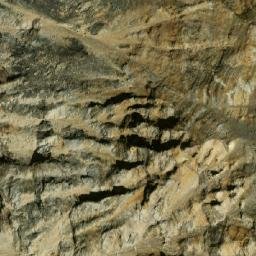 Satellite imagery of Qomo, CN