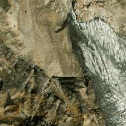 Satellite imagery of Qomo, CN