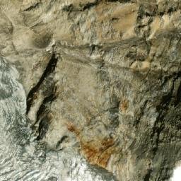 Satellite imagery of Qomo, CN