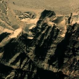 Satellite imagery of Jabal Khanşūr al Ghāshī, EG