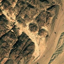 Satellite imagery of Gebel el-Ḥuwaimirât, EG