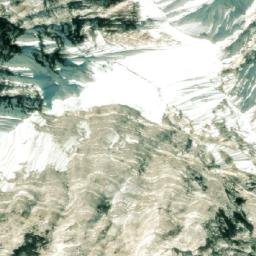 Satellite imagery of Gauri̇̄shaṅkar Himāl, CN