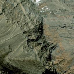 Satellite imagery of Lāsākipchyāṅ Ḍā̃ḍā, NP