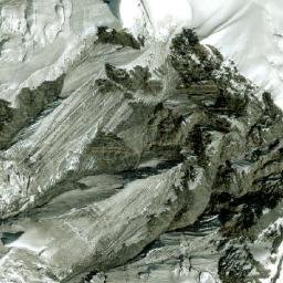 Satellite imagery of Chiumo, CN