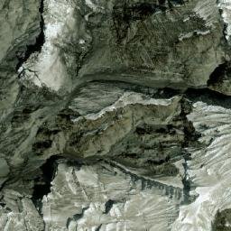 Satellite imagery of Chiumo, CN