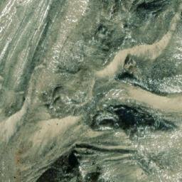Satellite imagery of Ngoinbo La, CN