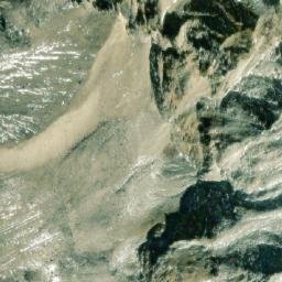 Satellite imagery of Ngoinbo La, CN