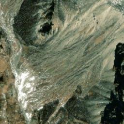 Satellite imagery of Ngoinbo La, CN