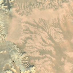 Satellite imagery of Khashm al Mu‘ayqil, SA
