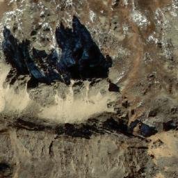 Satellite imagery of Bhāse Ḍā̃ḍā, NP
