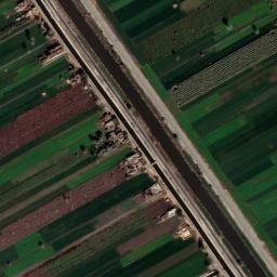 Satellite imagery of Al Kawm al Aḩmar, EG