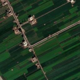 Satellite imagery of Al Kawm al Aḩmar, EG