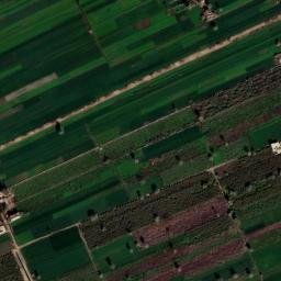Satellite imagery of Al Kawm al Aḩmar, EG
