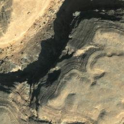 Satellite imagery of Naqb ar Rayāyinah, EG
