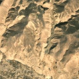 Satellite imagery of Manjam Umm al Ḩuwayţāt, EG