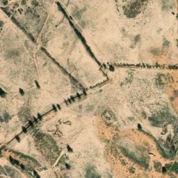 Satellite imagery of Khashm al Mahārīs, SA