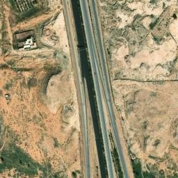 Satellite imagery of Khashm al Mahārīs, SA