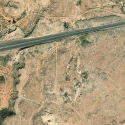 Satellite imagery of Khashm al Mahārīs, SA