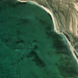 Satellite imagery of Ra’s al Ḩadīyah, QA