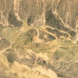 Satellite imagery of Manjam Fūsfāt Umm Ţanāḑub, EG