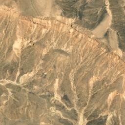 Satellite imagery of Manjam Fūsfāt Umm Ţanāḑub, EG