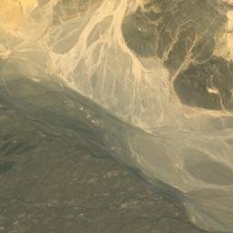 Satellite imagery of Manjam Fūsfāt Umm Ţanāḑub, EG