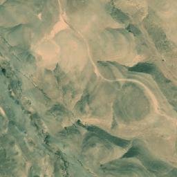 Satellite imagery of Khashm al Ḩiqāqah, SA