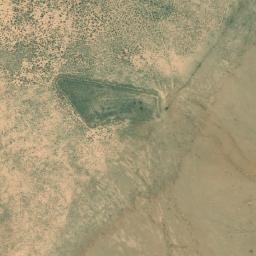 Satellite imagery of Khashm al Ḩiqāqah, SA