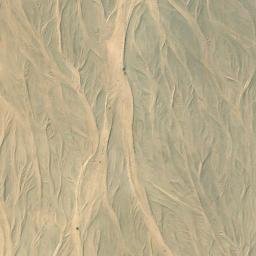 Satellite imagery of Al Kawlah al Ḩamrā’, EG