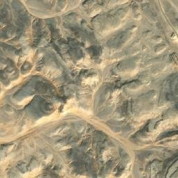 Satellite imagery of Naqb ar Ruzayqāt, EG