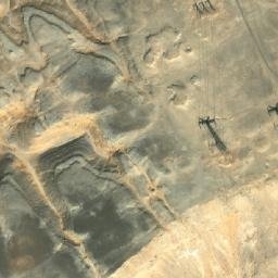 Satellite imagery of Naqb ar Ruzayqāt, EG