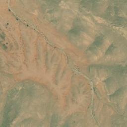 Satellite imagery of Khashm Khanāşir, SA