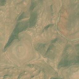 Satellite imagery of Khashm Khanāşir, SA