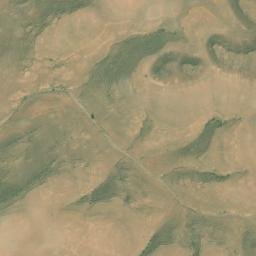 Satellite imagery of Khashm Khanāşir, SA