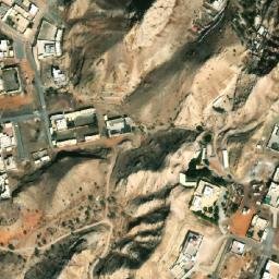 Satellite imagery of Jabal al Ḩuşayn, AE
