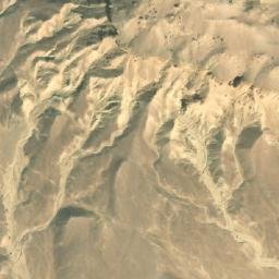 Satellite imagery of Khashm Abā az Zawā’id, SA