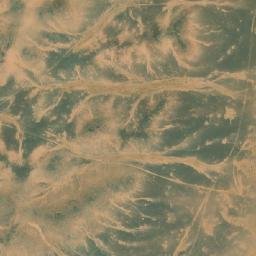 Satellite imagery of Quns, SA