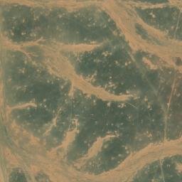 Satellite imagery of Quns, SA