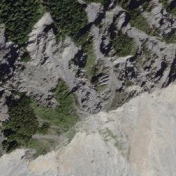 Satellite imagery of 三等三角點 6015, TW