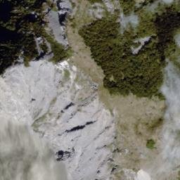 Satellite imagery of 二等三角點 1450, TW