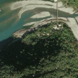 Satellite imagery of 殖產局柱, TW