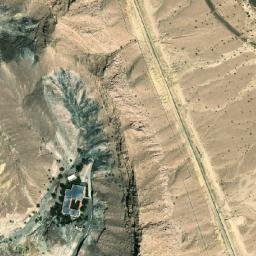 Satellite imagery of Jabal Mathmūmah, AE