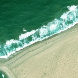 Satellite imagery of Roca Cabrón, EH